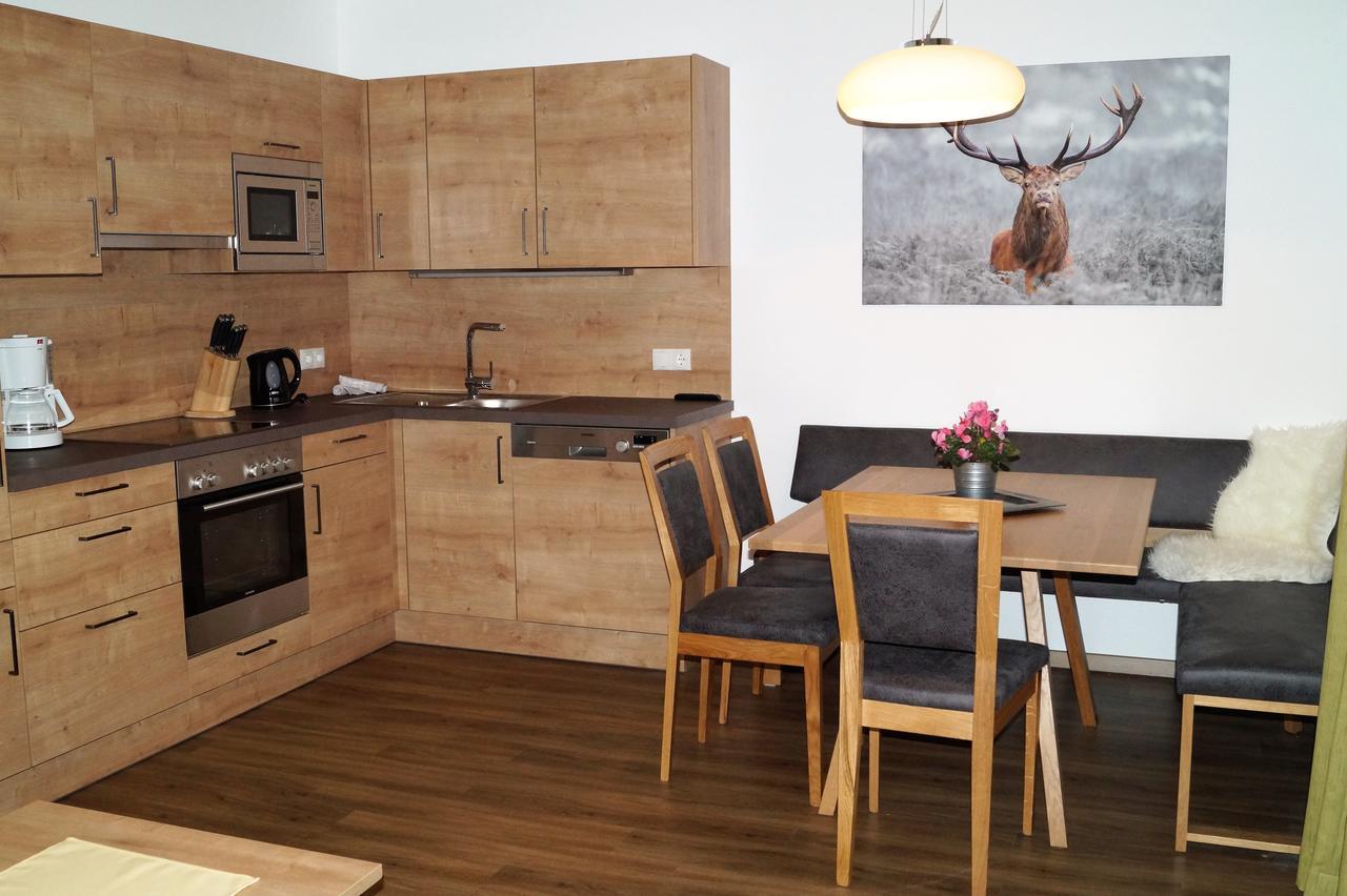 Sieglhub Chalets - Appartements - Hotel Флахау Экстерьер фото