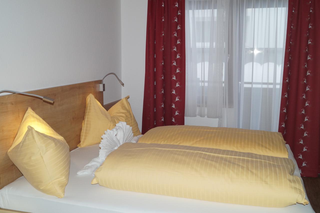 Sieglhub Chalets - Appartements - Hotel Флахау Экстерьер фото
