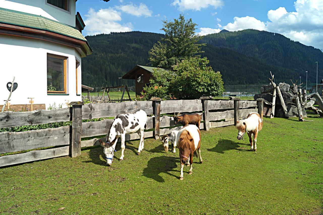 Sieglhub Chalets - Appartements - Hotel Флахау Экстерьер фото