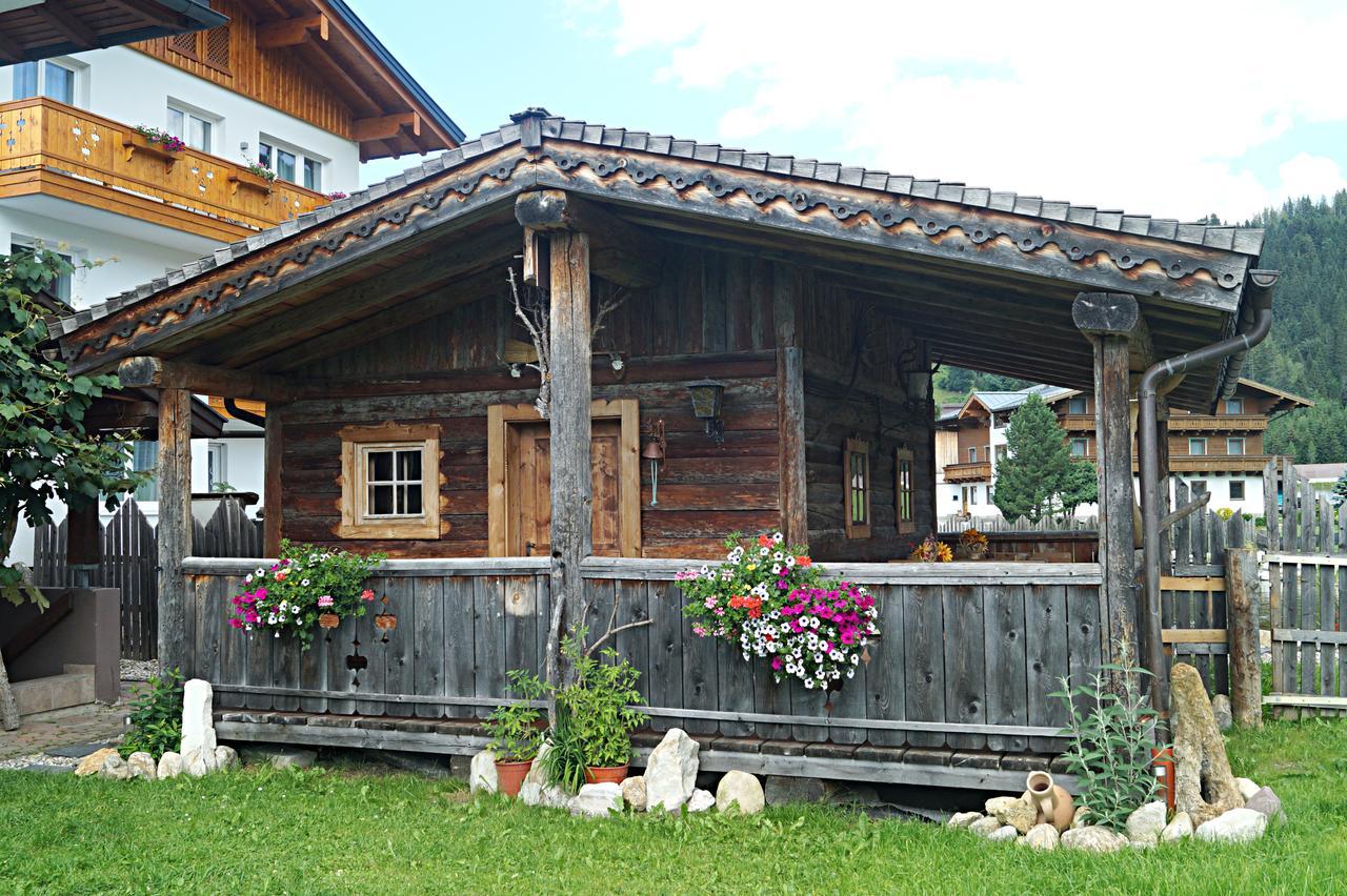 Sieglhub Chalets - Appartements - Hotel Флахау Экстерьер фото