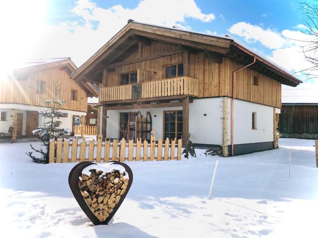 Sieglhub Chalets - Appartements - Hotel Флахау Экстерьер фото