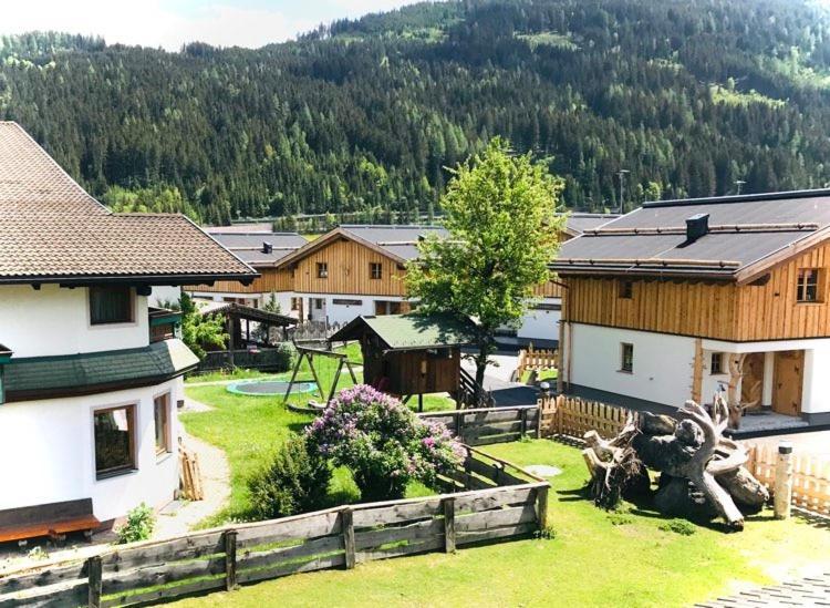 Sieglhub Chalets - Appartements - Hotel Флахау Экстерьер фото