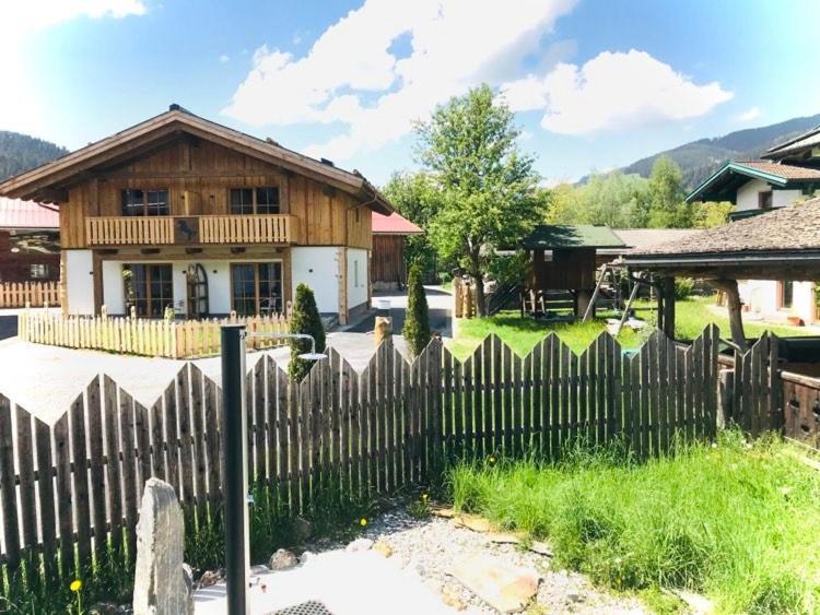 Sieglhub Chalets - Appartements - Hotel Флахау Экстерьер фото